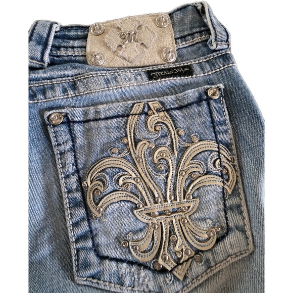 Miss Me Capri Jeans Women's 27 Blue Stretch Denim Distressed Leather Inserts - Picture 12 of 12